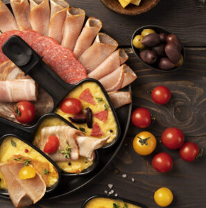 PRODUCTEURS SUISSES DE LAIT & LRG - Planchette de charcuterie et de fromage - Automnales
